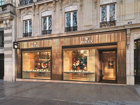 Dubail Champs Elysées – Luxury Watches & Jewelry Boutique.